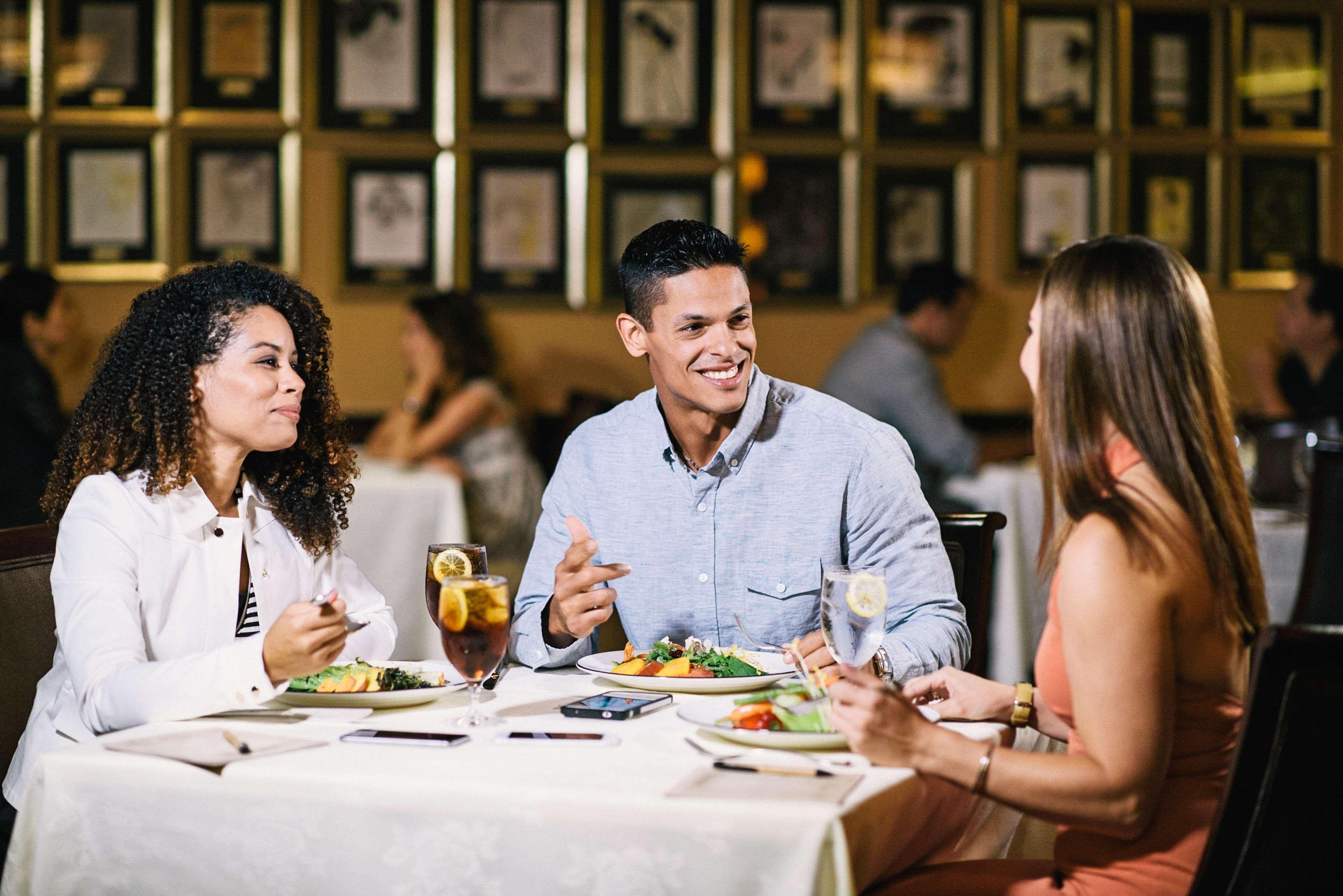 Rosen Plaza Hotel Orlando Convention Center Williamsburg Екстер'єр фото